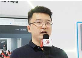 ϣ�ֽ�ȫ�ƣ���(sh��)�ֻ�����(zh��n)�̌W(xu��)���x�ܽ̎����I(y��)���L(zh��ng)