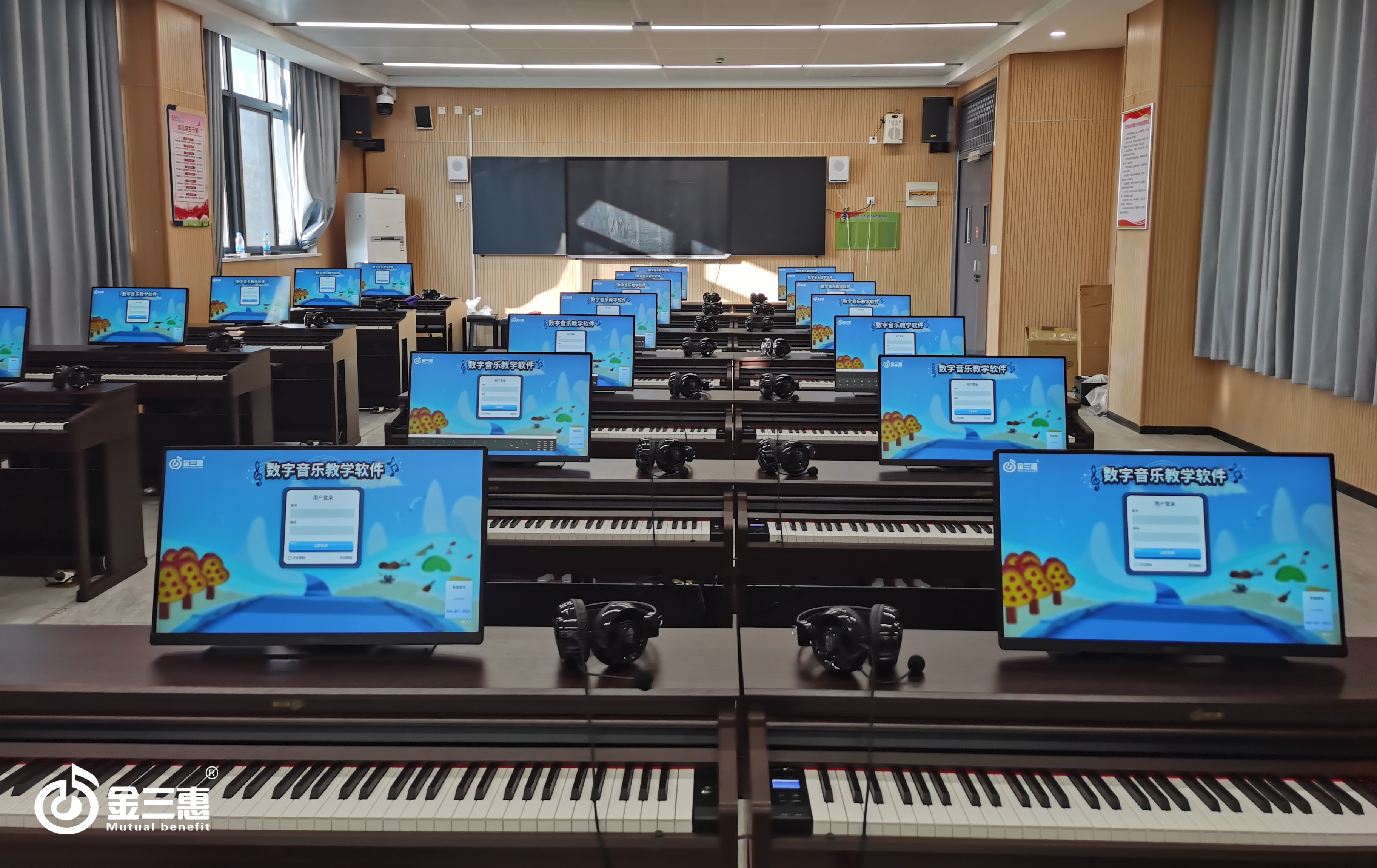 �������������������ǻ��������B�������M�����A�|������W���������WУ